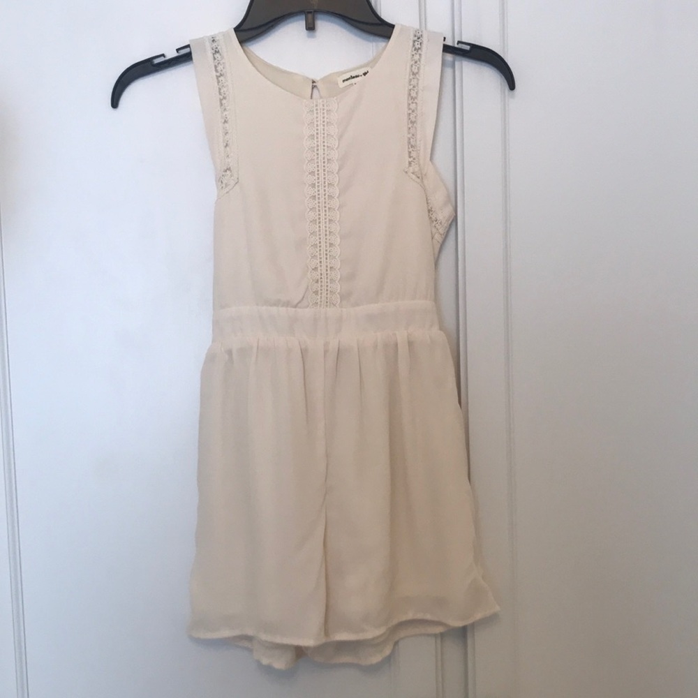 Girls jumper shortall size 10